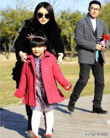 12歲kimi身高快超林志穎！爸爸萌娃變身：石頭超180，王詩齡壯碩