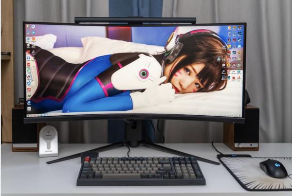 你看我的物理外掛又大又圓，微星月神MPG 343CQR顯示器測評