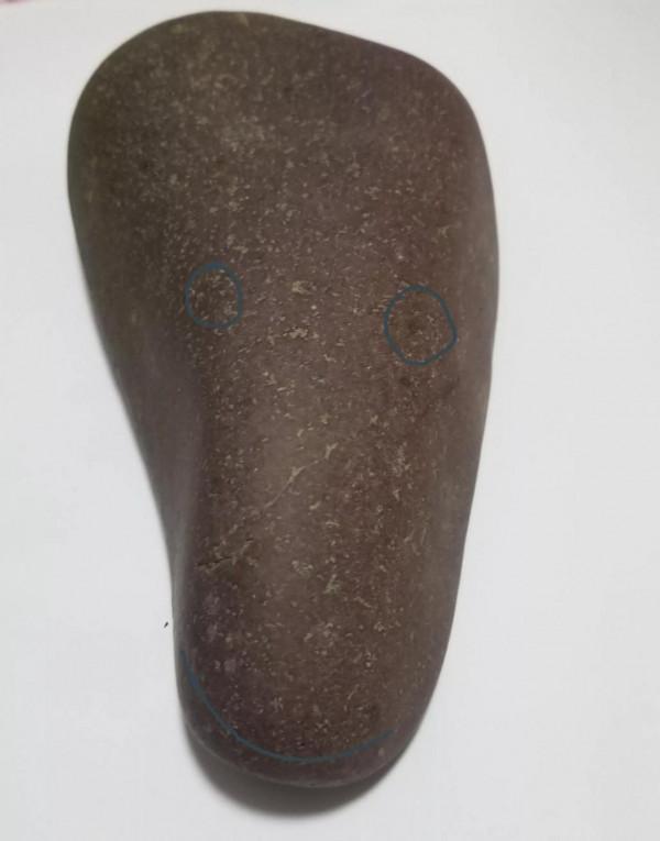 漢朝石頭擺件生肖狗的抽象例項 漢朝石頭擺件生肖狗的抽象例項