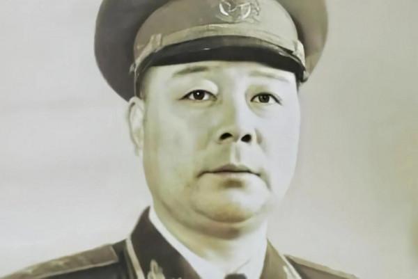 一野一兵團戰鬥序列簡述，主要將領在1955年授銜情況（上）