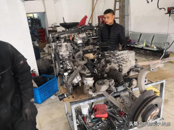 將近十年的奧迪A6L2.0T徹底擺脫燒機油，老驥伏櫪志在千里