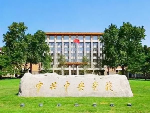 原山東省公安廳廳長韓邦聚：官至副部級，活了90歲