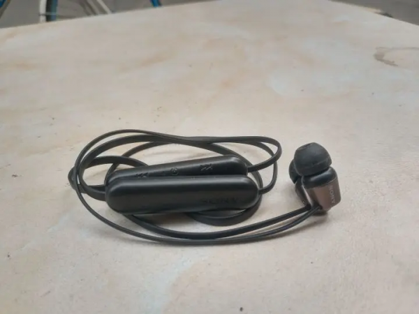 Beats Flex &amp; 索尼WI-C310 &amp; Smartisan DS200 項圈掛脖藍芽耳塞分享