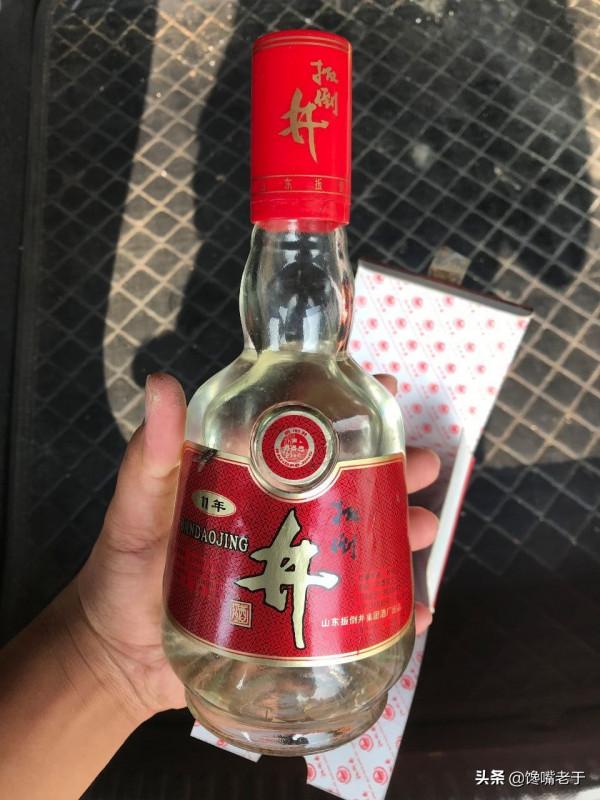 酒桌上請客，山東人都用什麼酒？茅臺並非首選，這8種酒很受歡迎