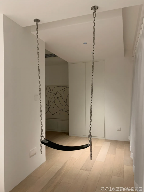 就憑2個小改造，小客廳立馬讓人愛不釋手？