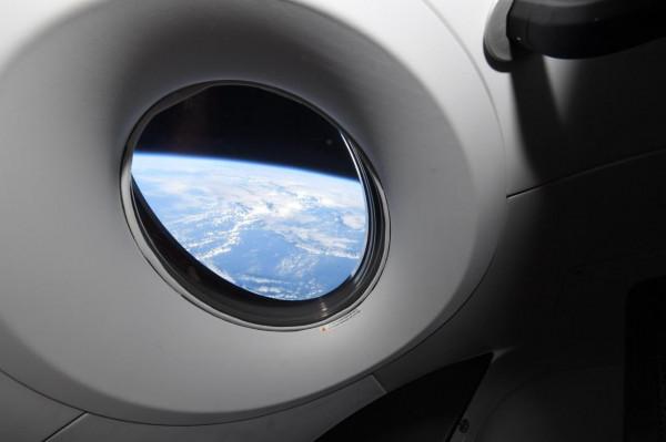 龍飛船內部是啥樣的？別人花2.2億美元才能體驗，我們免費進去看