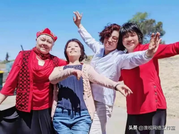 南澳新疆聯合會十二週年年慶及換屆大會圓滿結束