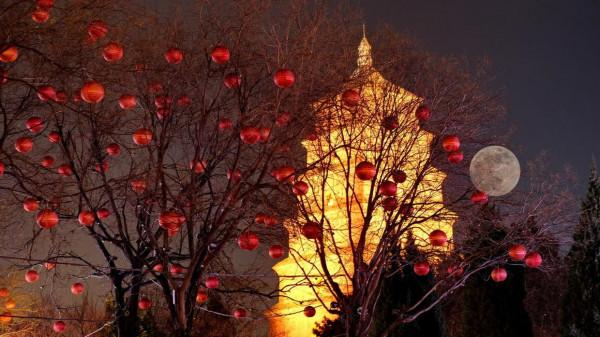 戲作大雁塔月圓夜小賦「嚴建設」 戲作大雁塔月圓夜小賦「嚴建設」