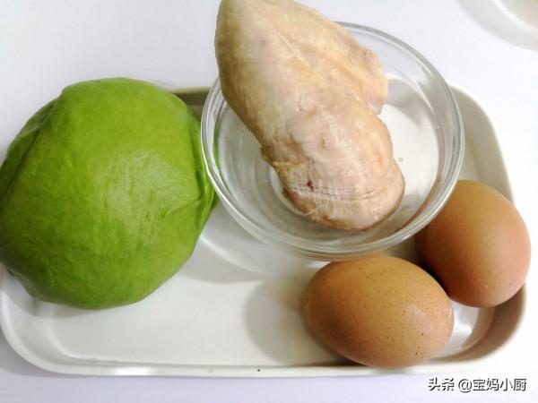 立冬將至，孩子早餐不馬虎，吃碗熱湯麵溫補禦寒，長個身體壯