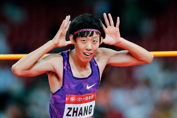 張國偉私接廣告被開除,如今自費復出引輿論!為何郭晶晶全身而退 張國偉私接廣告被開除,如今自費復出引輿論!為何郭晶晶全身而退