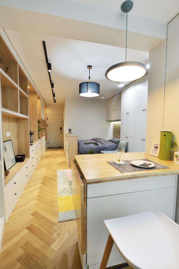 北漂小姑娘的30㎡新家，小如鼠窩，她卻說：一個人住，真舒服