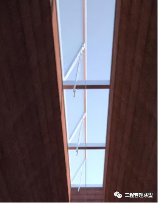 “夢改（八）”被罵上熱搜，我被大咖設計師訓斥“西裝配人字拖”