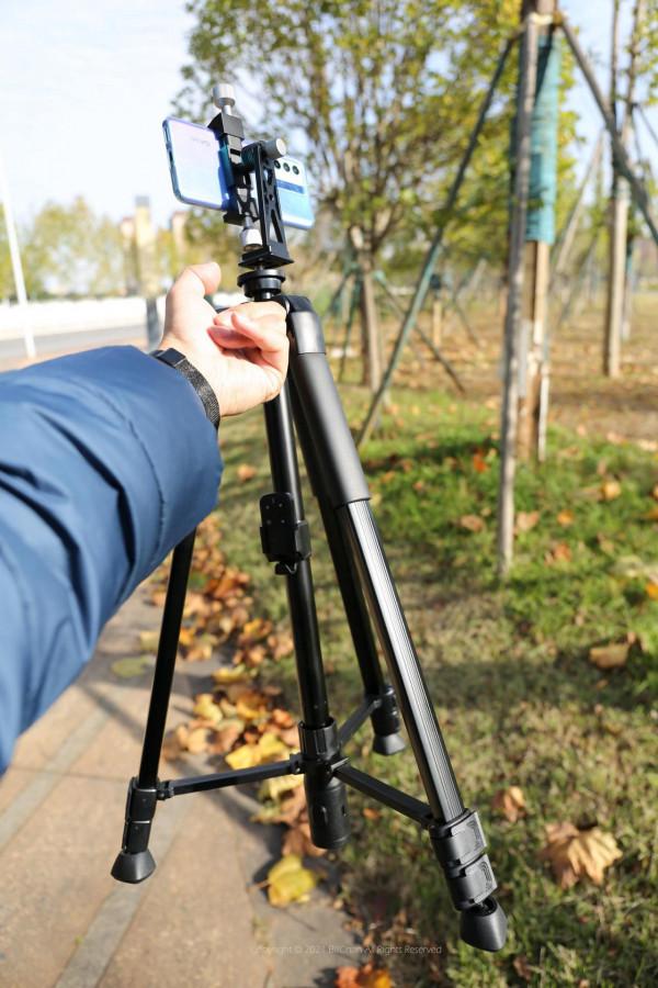 如何讓一款三腳架注入有趣的靈魂？Master M20無線電動三腳架評測
