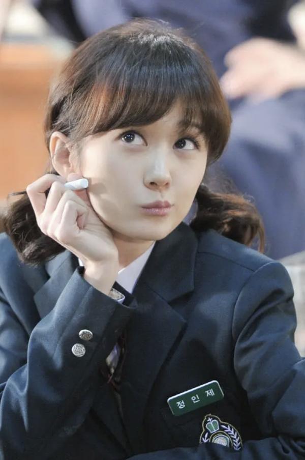 張娜拉：因為一句話退出中國娛樂圈，12年過去了，她還好嗎？