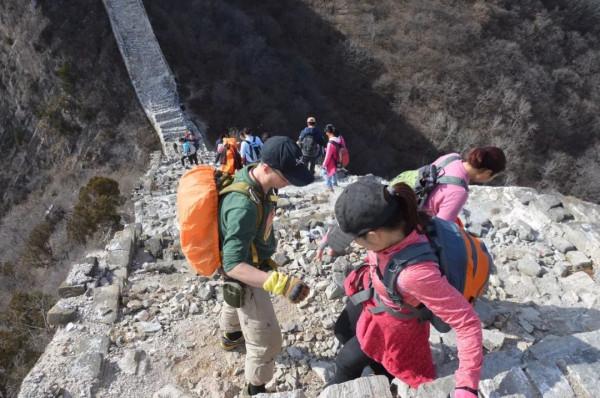 北京最著名一處野長城，歷經千年未經人工修整，門票免費公交直達