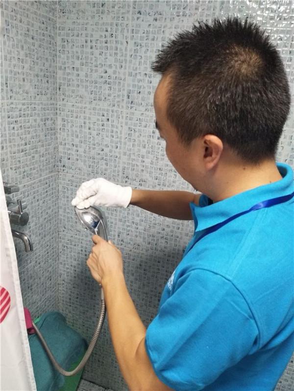 想要在家舒服的淋浴，衛浴花灑一定要裝好，記住3點，花灑更耐用