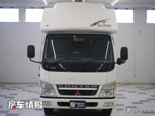 三菱輕卡房車真少見！5.2L柴油動力還是四驅，車尾獨立空間有創意