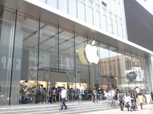 面對即將跌破5000元的iPhone 13,國內廠商開始出招了 面對即將跌破5000元的iPhone 13,國內廠商開始出招了