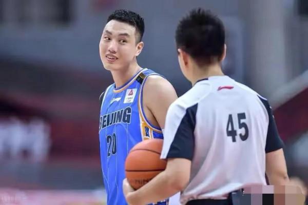 CBA最新三訊息，廣東隊又又奪冠了，郭士強打造二代郭艾倫