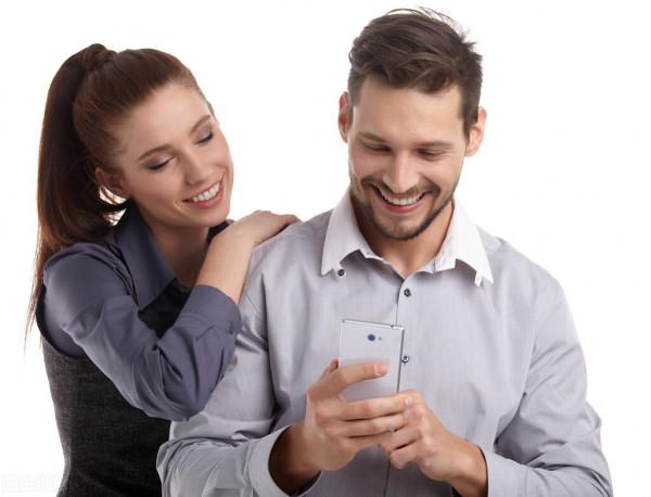 鄉下表弟出奇招售賣玉米，賺錢買新手機，使用新方法賣出舊手機