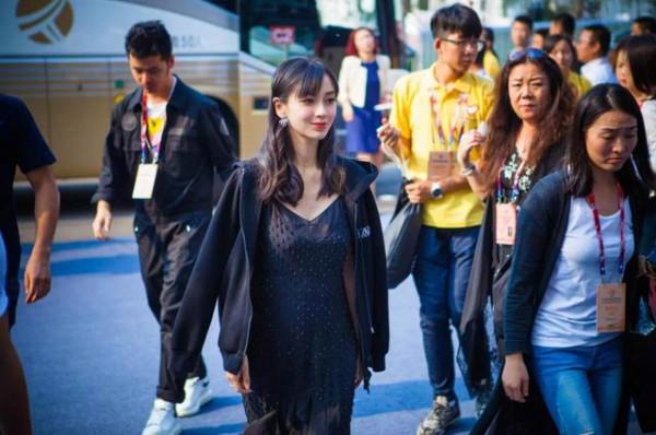 楊穎——人群中不可忽視的美貌