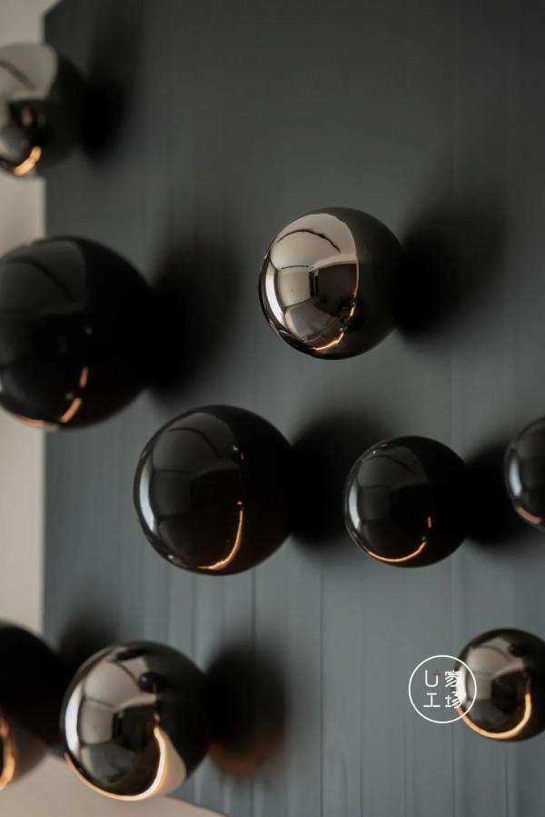 圍觀時尚博主的家!三個設計原則讓精裝房大放異彩 圍觀時尚博主的家!三個設計原則讓精裝房大放異彩