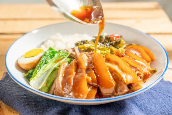 入冬後多吃它，省心還養顏！隨手一燜搞定一週午飯