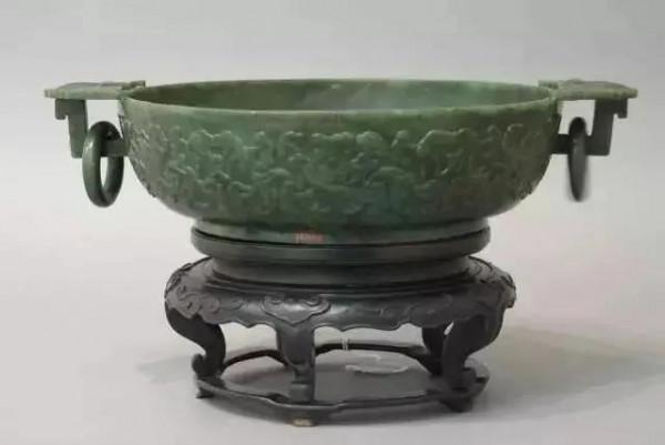 玉雕絕技，鏤空活環