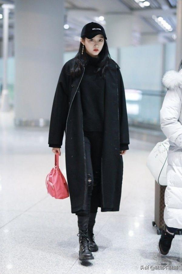 肩寬、骨架大的女人,這樣穿“大衣”準顯瘦!看蔣欣關曉彤就懂了 肩寬、骨架大的女人,這樣穿“大衣”準顯瘦!看蔣欣關曉彤就懂了