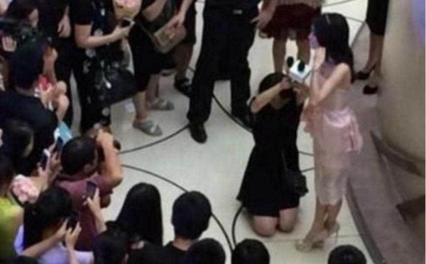 生活廢物、兩幅面孔,明星助理的遭遇,最能看清娛樂圈 生活廢物、兩幅面孔,明星助理的遭遇,最能看清娛樂圈