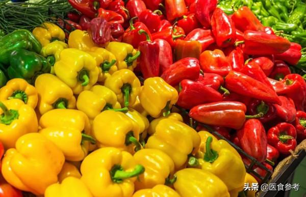 這種蔬菜維C含量是蘋果的20倍，還能補鈣補鐵，和肉一起做太驚豔了