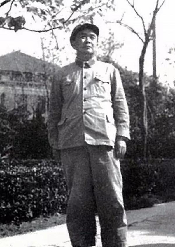 海軍副司令陶勇意外去世，接替他職務的人是誰？