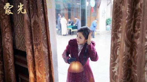 佟麗婭諜戰劇背兩萬七千名牌包惹爭議:時代變了,觀眾不好忽悠了 佟麗婭諜戰劇背兩萬七千名牌包惹爭議:時代變了,觀眾不好忽悠了