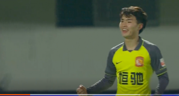 01年譚凱元進球！03年凌傑破門！41歲國足功勳鄭智帶來久違好訊息