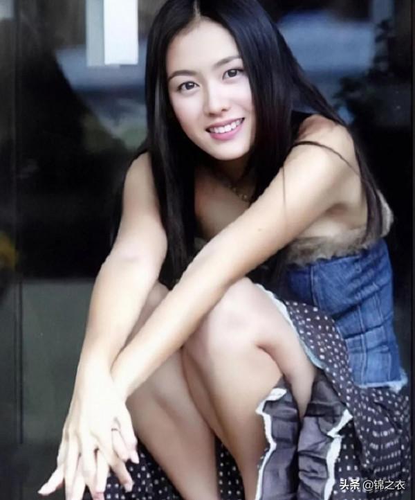 五官精緻楚楚動人，年輕時的孫藝珍太美了