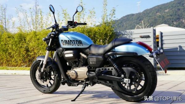 QJMOTOR閃300S皮帶版搶先試駕——更帥、更順、更好騎 QJMOTOR閃300S皮帶版搶先試駕——更帥、更順、更好騎