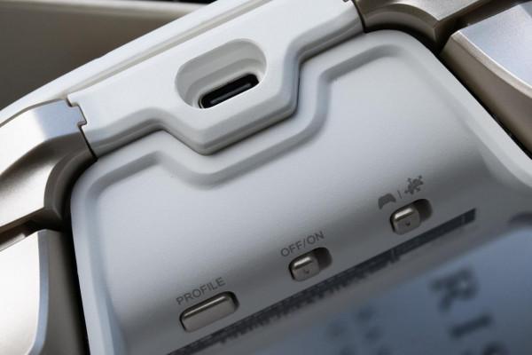 顏值天花板！北通宙斯遊戲手柄白金版體驗