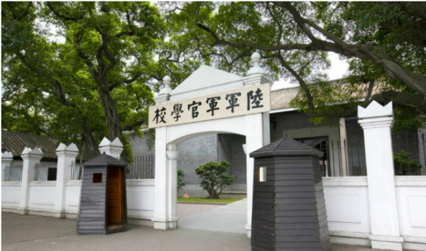 中國軍隊1944年仍慘敗給日軍,為啥沒幾年就能打敗美英17國聯軍? 中國軍隊1944年仍慘敗給日軍,為啥沒幾年就能打敗美英17國聯軍?