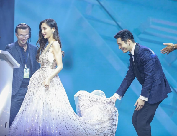 5位國民度極高的明星如何跌下&OpenCurlyDoubleQuote;神壇&rdquo;？各有各的&OpenCurlyDoubleQuote;作&rdquo;法