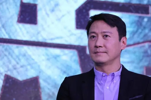 到底是什麼魅力，讓黎明甘心被她敗掉7個億，分手費更是“天價”