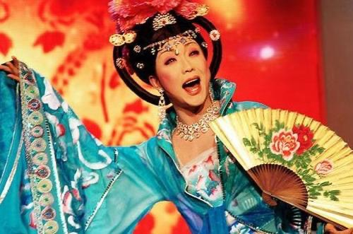 央視中秋晚會上的5大藝術家,個個實力超群,狂甩流量明星幾條街 央視中秋晚會上的5大藝術家,個個實力超群,狂甩流量明星幾條街