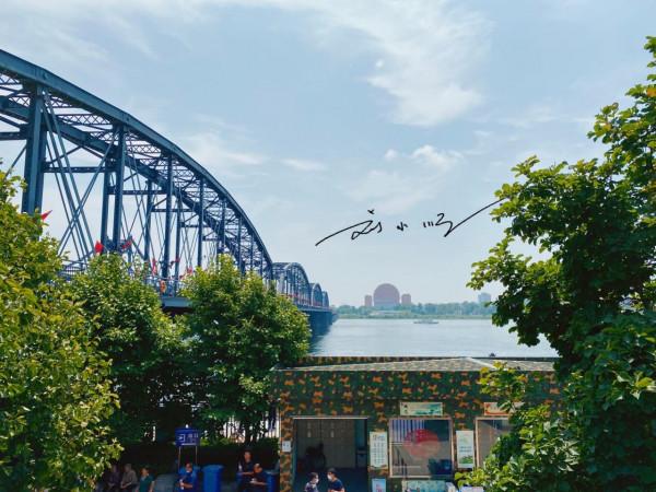 遼寧丹東這條大江是中朝邊界，雖然舉世聞名，但不少遊客讀錯名字