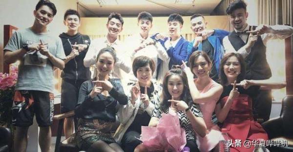 被傳與胡歌秘密結婚，被經紀人懟混得差，王曉晨經歷了什麼？