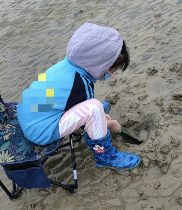 在大自然裡撒歡是浪費時間?新“放養”方式:孩子不會玩才可惜 在大自然裡撒歡是浪費時間?新“放養”方式:孩子不會玩才可惜