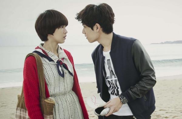 曾沛慈被拍與陌生男逛街,大方公佈戀情,男方身材健壯樣貌一般 曾沛慈被拍與陌生男逛街,大方公佈戀情,男方身材健壯樣貌一般