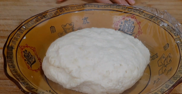 1碗麵粉3個雞蛋，輕鬆解決全家人早餐，營養美味，柔軟多層好吃