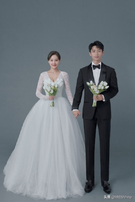 魏晨發放請帖12月22日舉辦婚禮，疫情未停這個時間真的可以麼