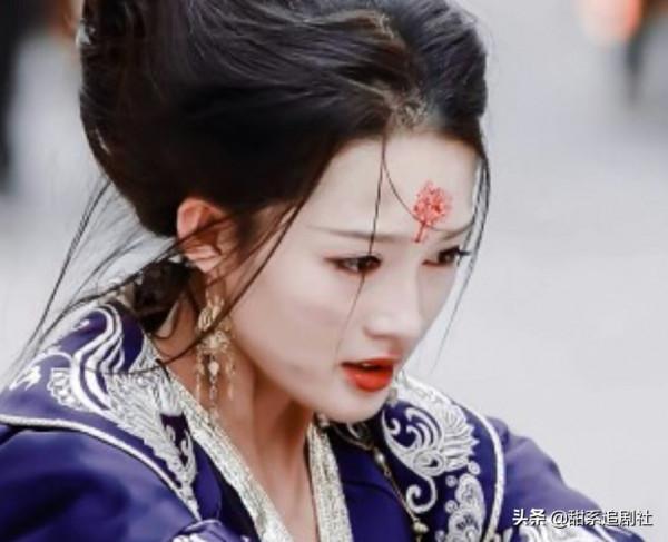 女星戰損妝又美又慘！趙麗穎、熱巴、李沁，這幾位絕了