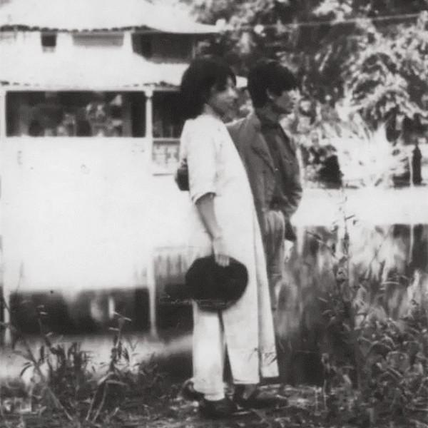 蕭紅在香港去世，訊息被帶回哈爾濱老家，父親彷彿在聽陌生人故事