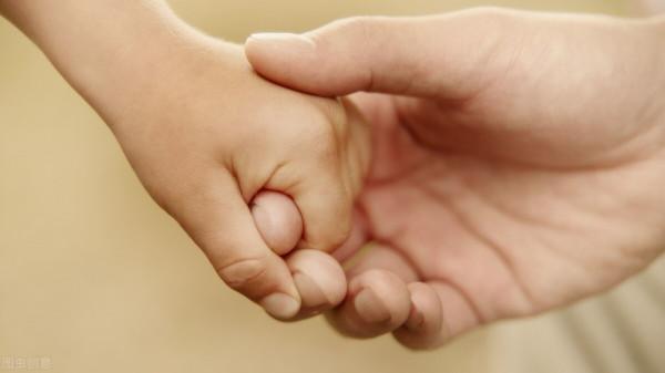 “孩子看到我就生氣,我做什麼都不對”,這麼委屈怎麼辦? “孩子看到我就生氣,我做什麼都不對”,這麼委屈怎麼辦?